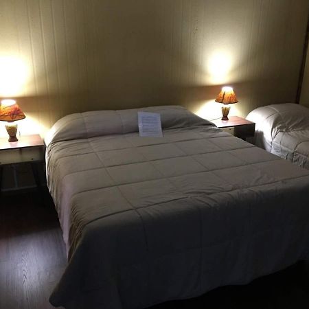 Habitaciones Aluc, Se Reserva Solo Con Sena Chuy Bagian luar foto