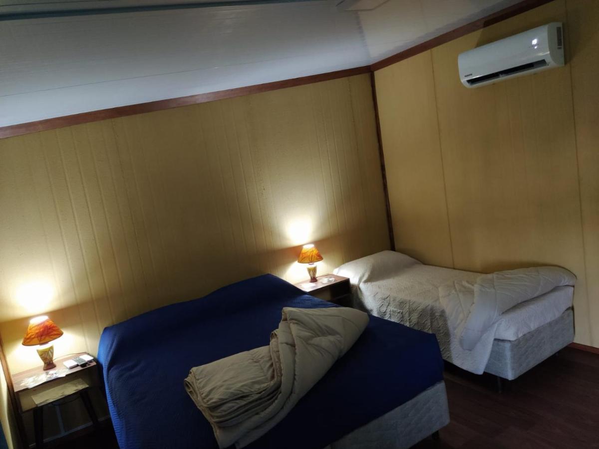 Habitaciones Aluc, Se Reserva Solo Con Sena Chuy Bagian luar foto