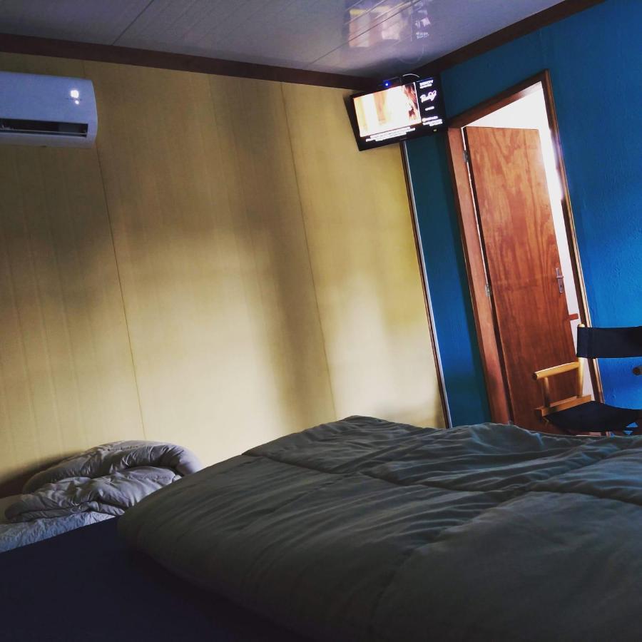 Habitaciones Aluc, Se Reserva Solo Con Sena Chuy Bagian luar foto